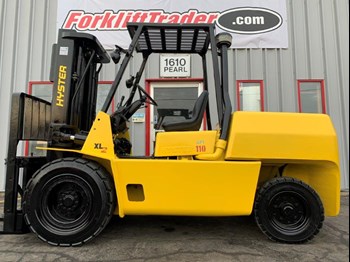 11,000lb capacity yellow 1993 hyster forlift for sale
