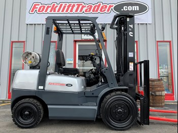 Pneumatic tires silver hystu forklift for sale