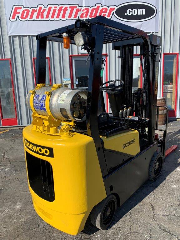 4,000lb capacity 1994 toyota forklift for sale