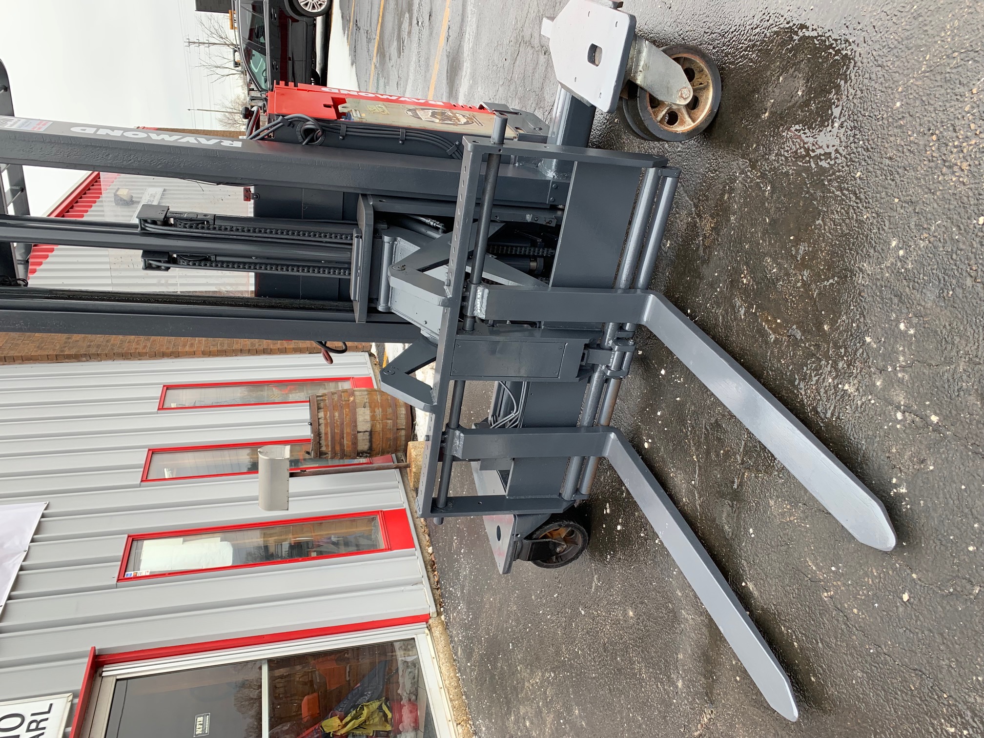 42" forks red 1994 raymond reach truck for sale
