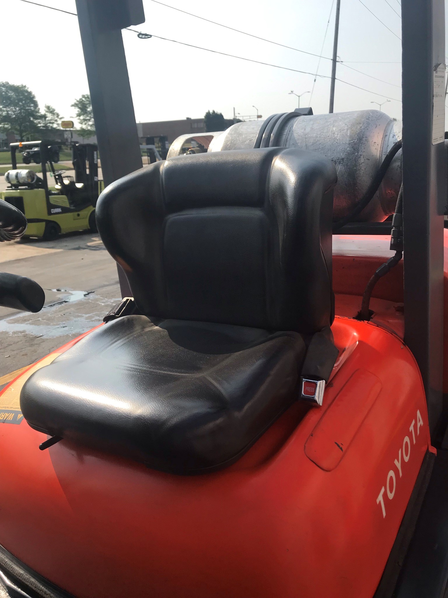 1998 toyota forklift with power steering for sale