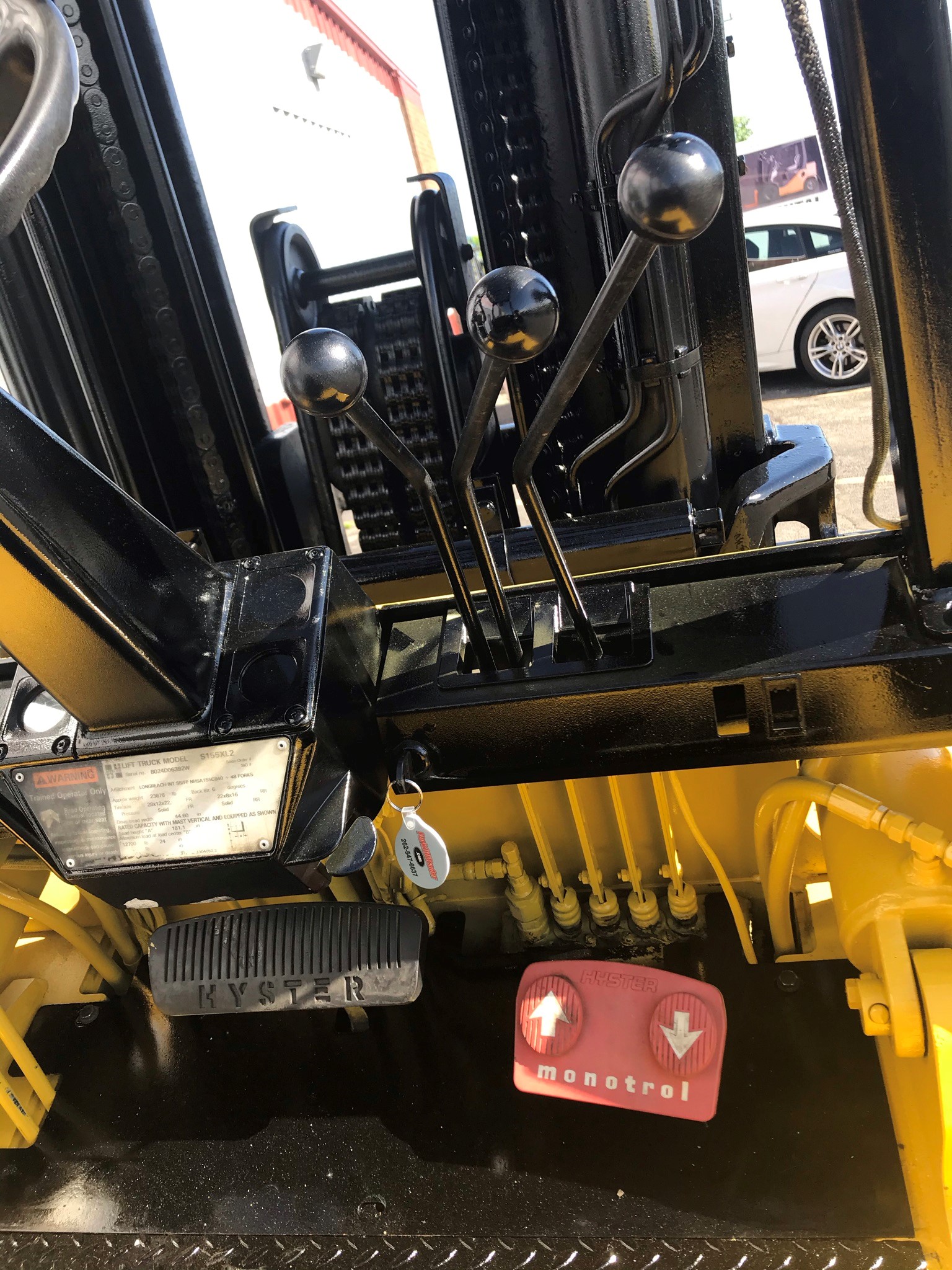 Yellow hyster forklift with side shifter for sale