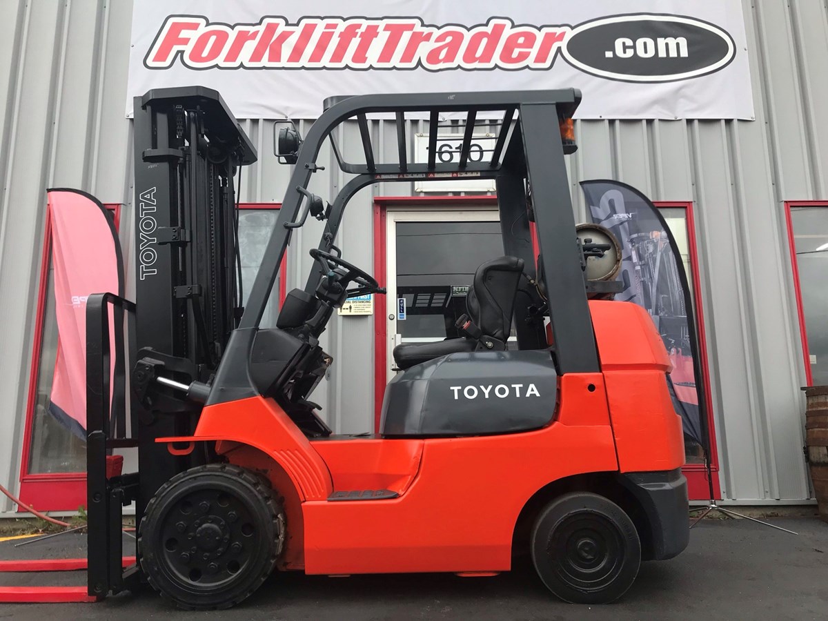 Cushion tires orange toyota forklift for sale