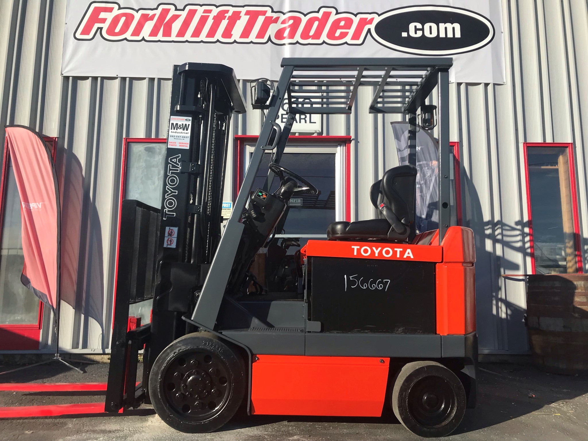 Electric 2000 toyota forklift for sale