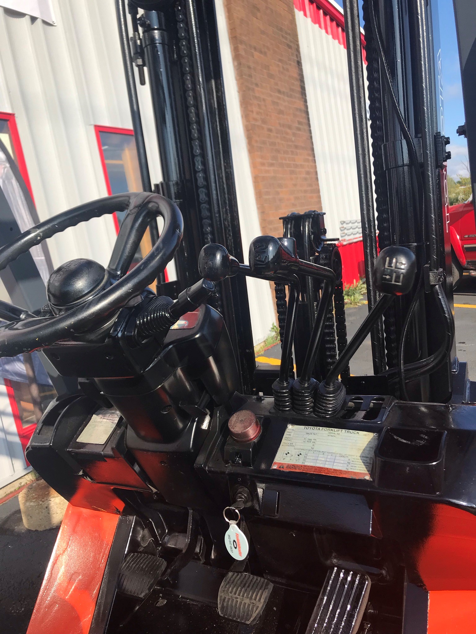 Orange toyota forklift with side shifter for sale