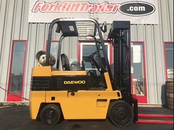 181" lift height yellow daewoo forklift for sale