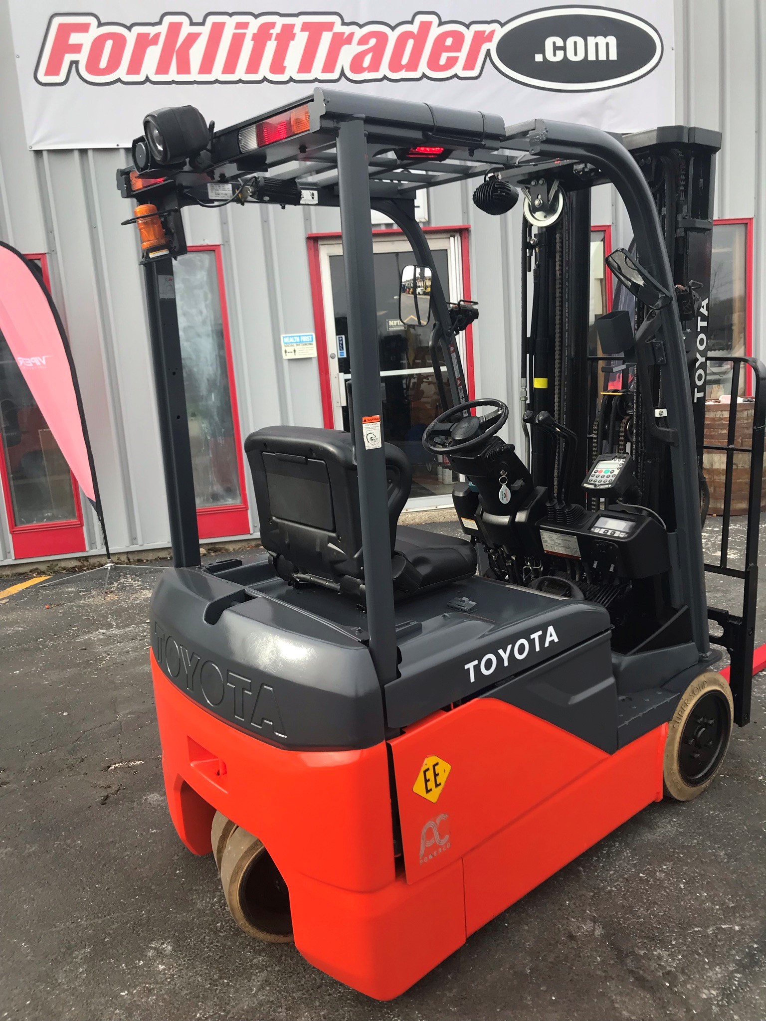 2015 toyota forklift with cushion tires for sale