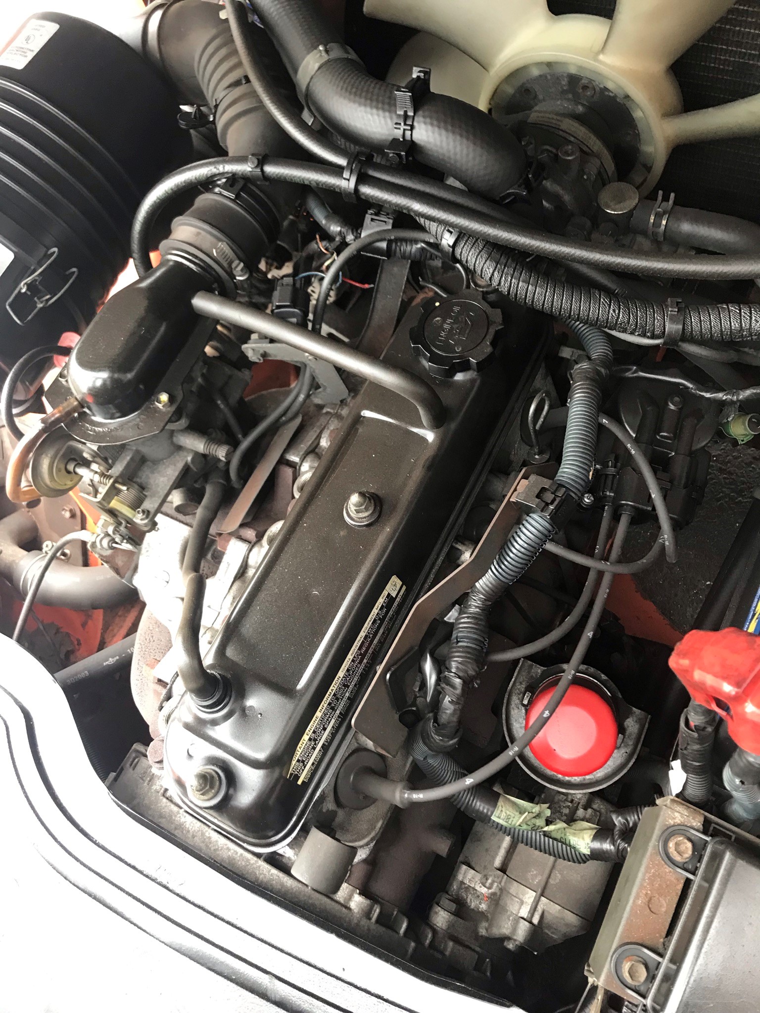 Orange 2004 toyota forklift with auto transmission for sale