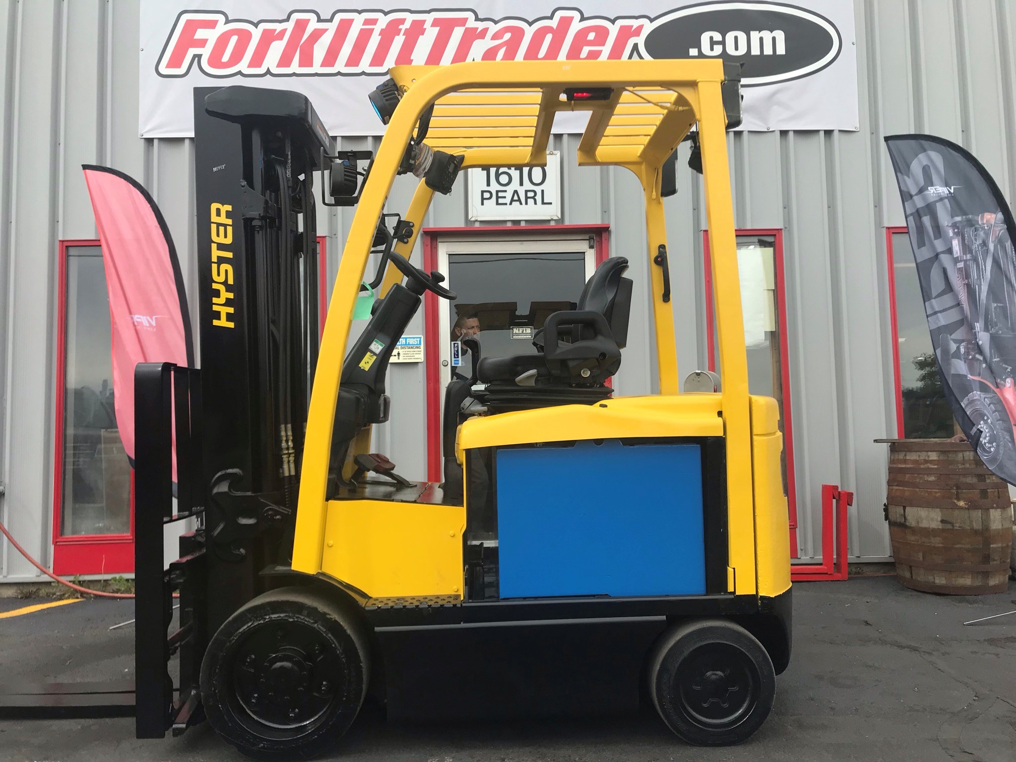 Power steering yellow hyster forklift for sale