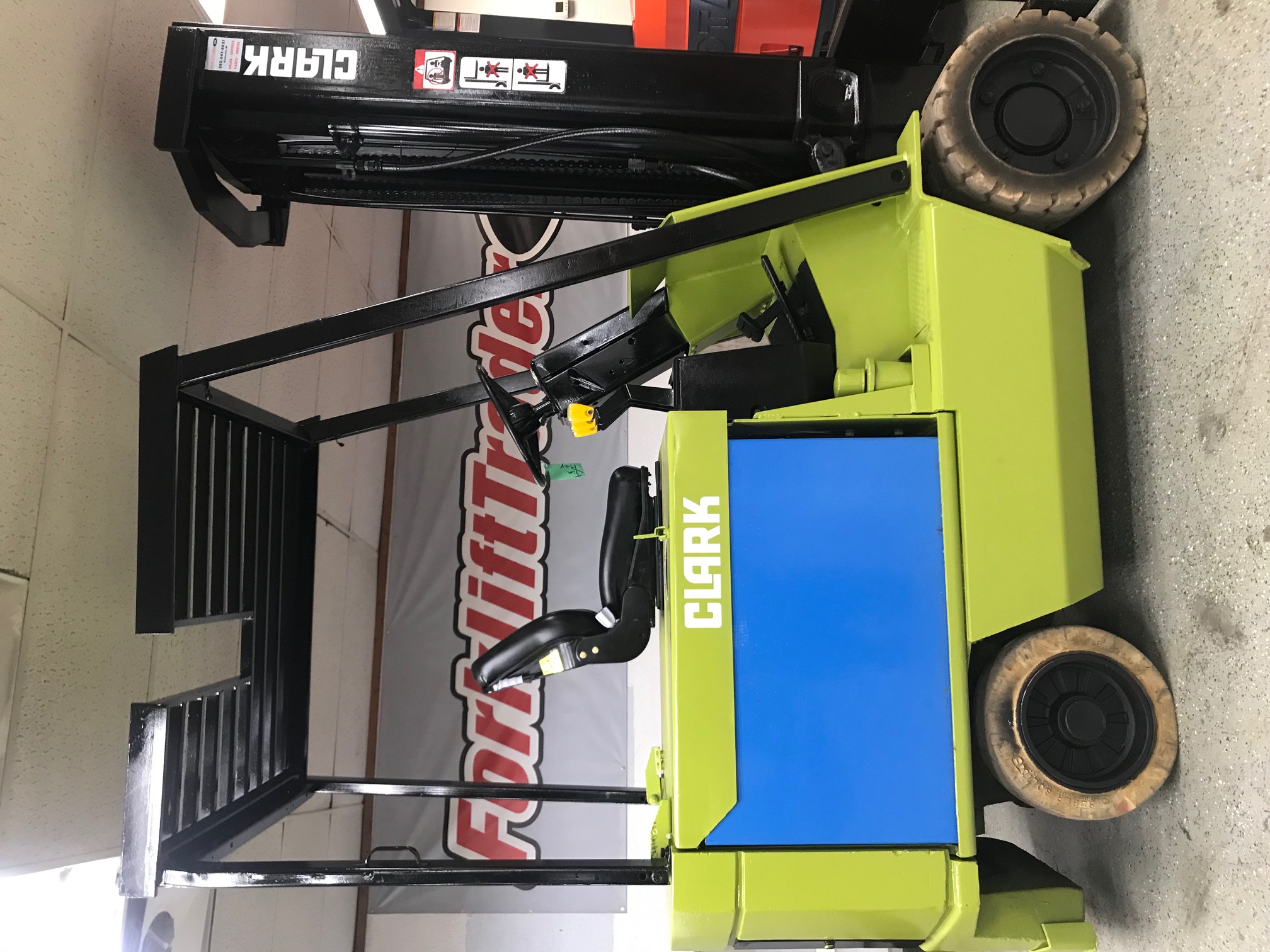 Green clark forklift with 42" forks for sale