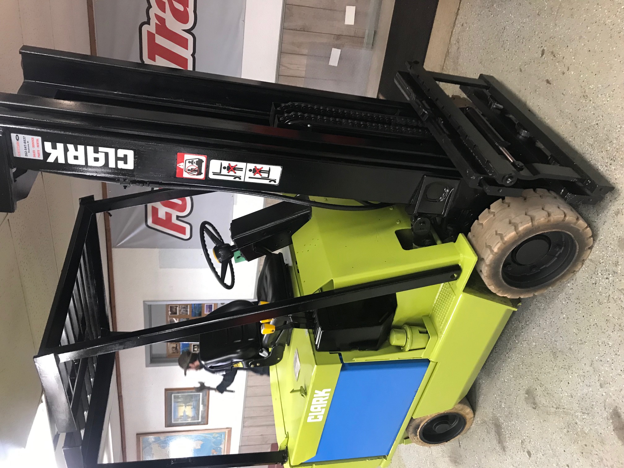 Green clark forklift with 187" lift height for sale