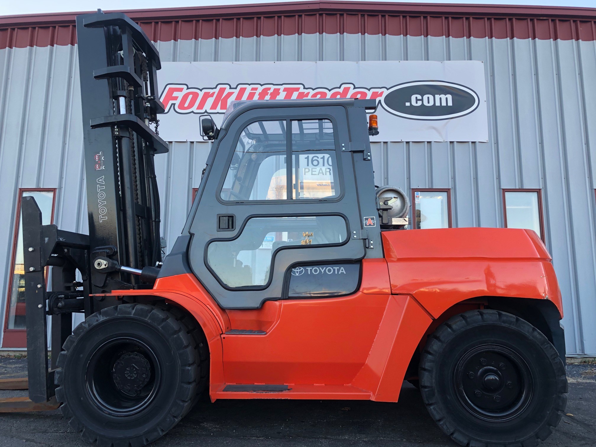 Buy Used Toyota Forklifts Reconditioned Fork Trucks For Sale Forklifttrader Com M W Industrial Equipment Co Waukesha Wisconsin