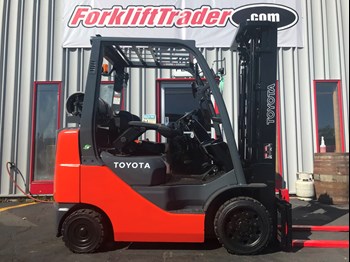 Orange toyota forklift with 198" for sale