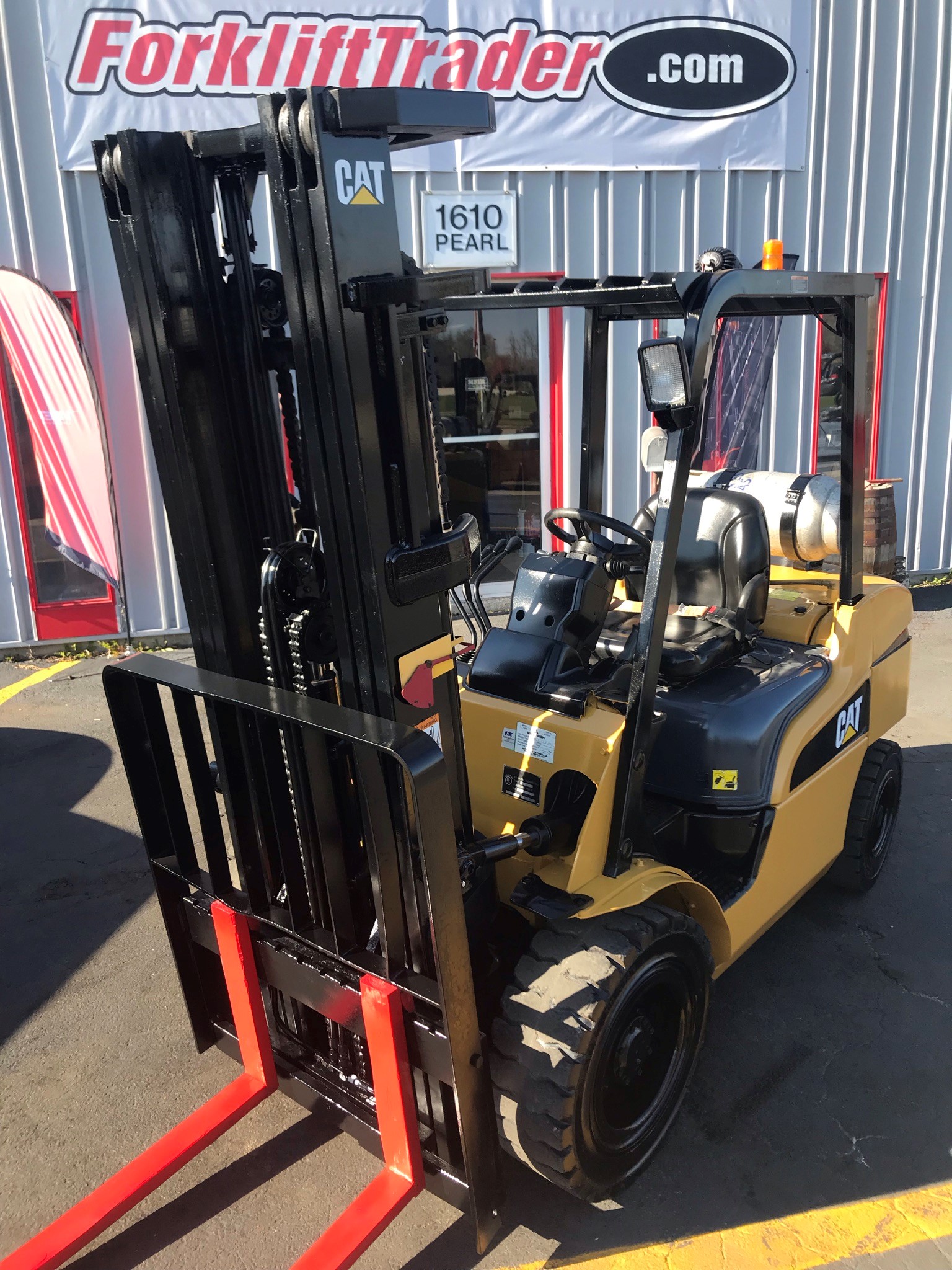 Yellow 2005 cat forklift with 42" forks for sale