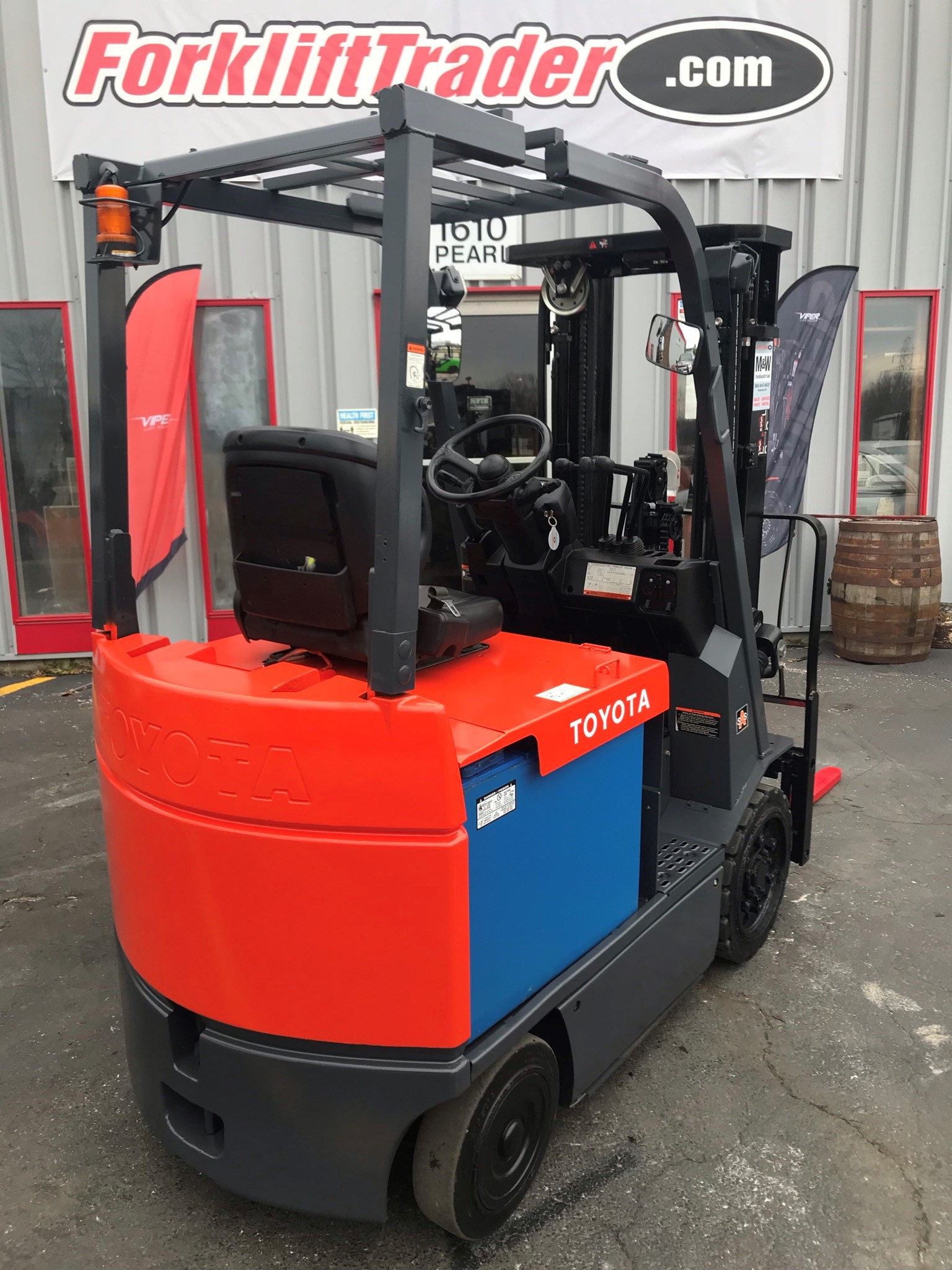 2009 toyota forklift with 189" lift height for sale