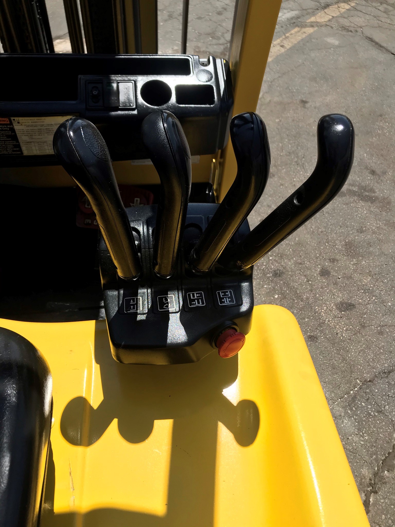 Yellow hyster forklift with side shifter for sale