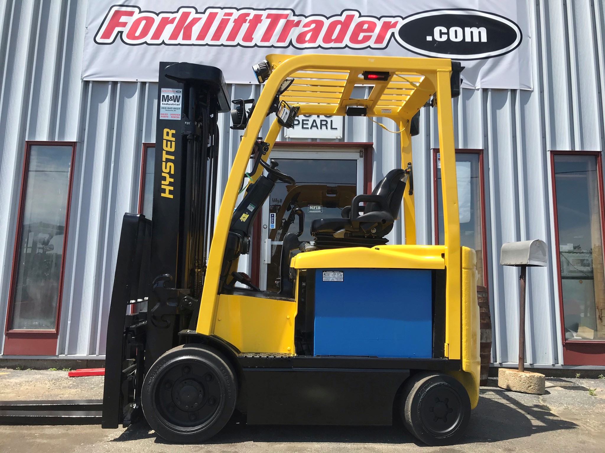 2015 hyster forklift with 187" lift height for sale