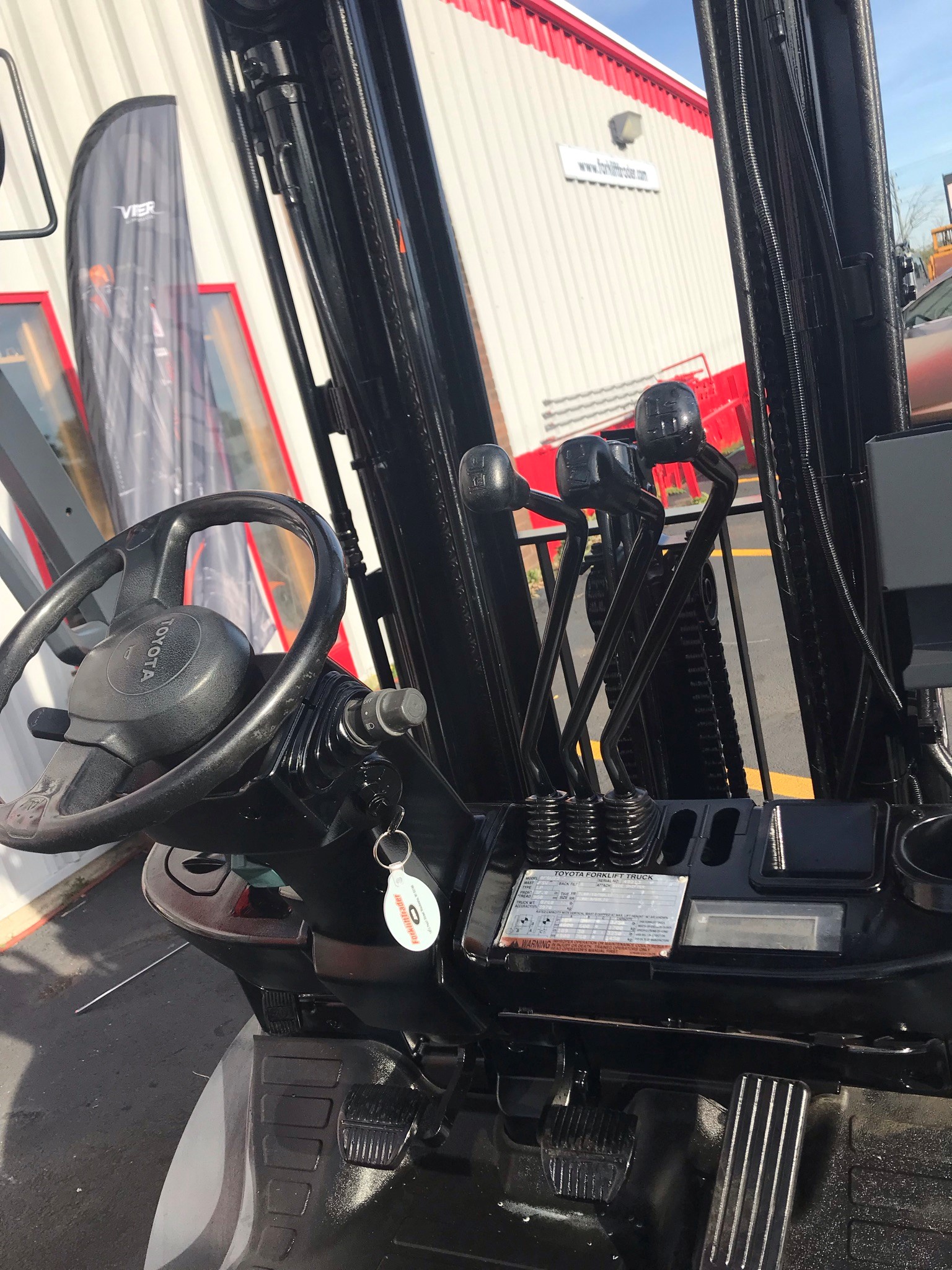 Orange toyota forklift with side shifter for sale